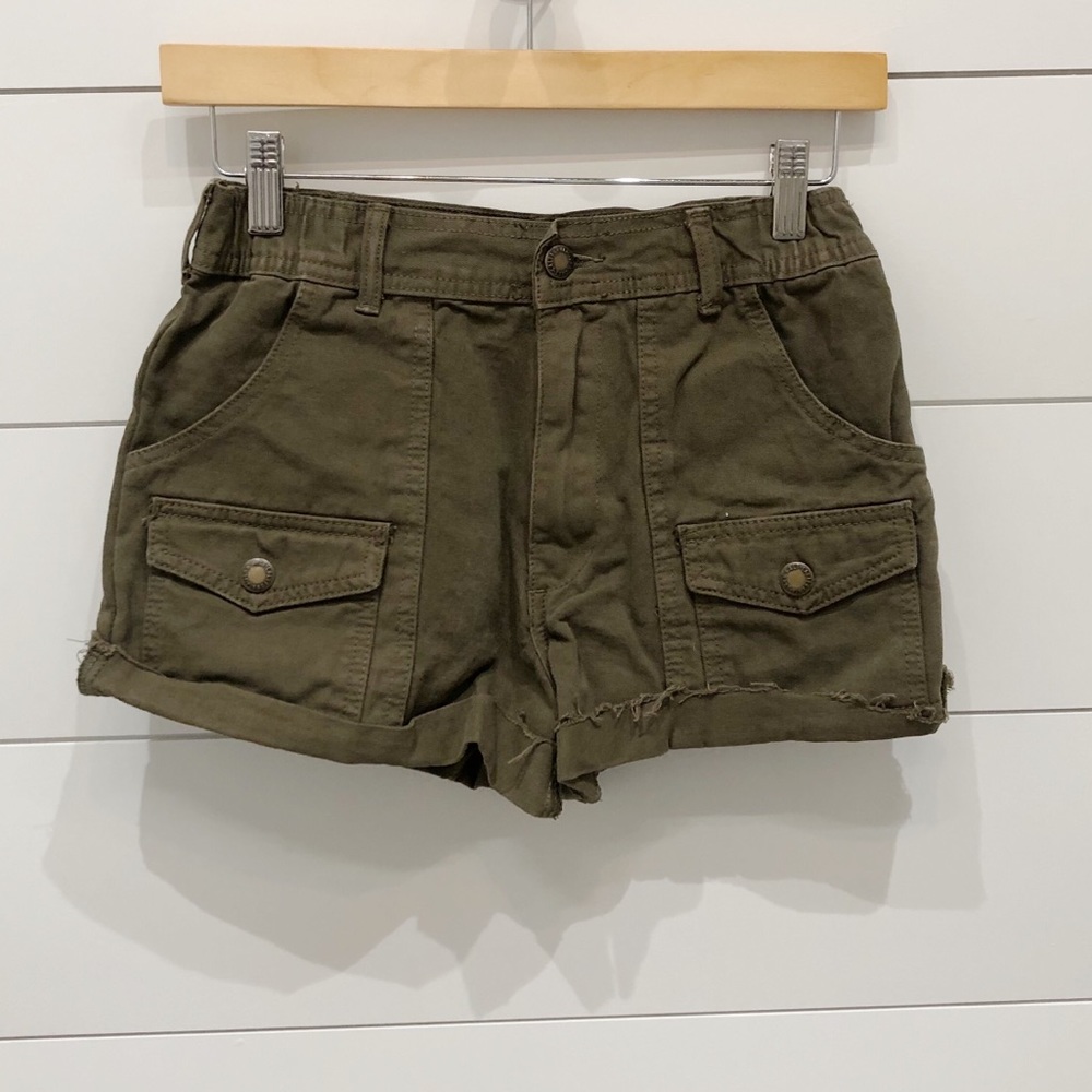 Brandy Melville cargo green shorts.